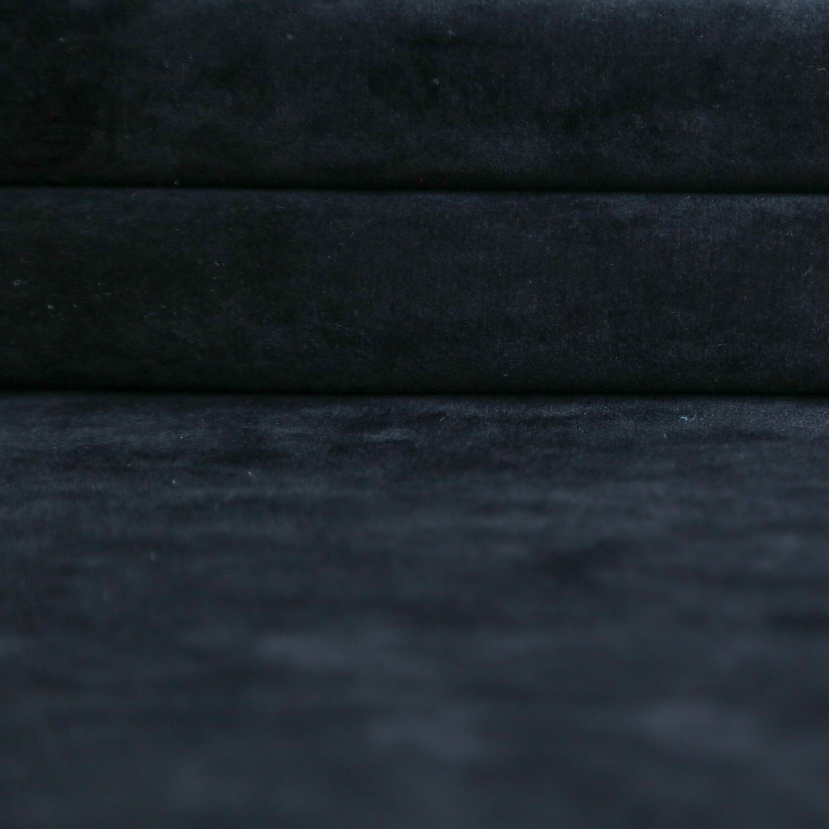 AMSTEDRAM – BLACK
