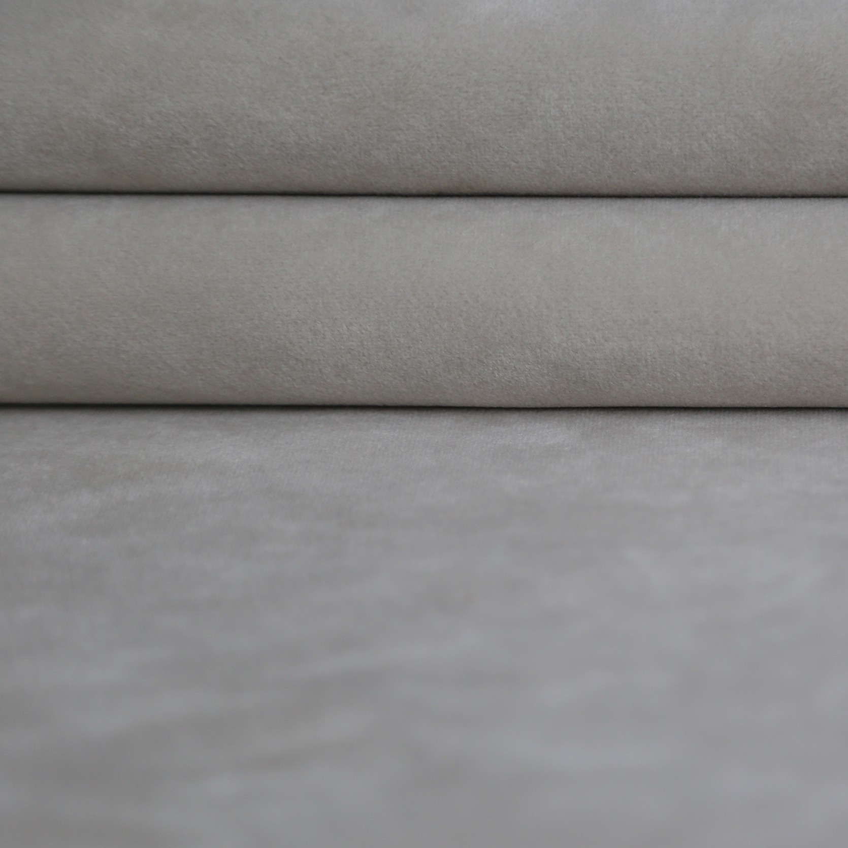 AMSTEDRAM – IVORY